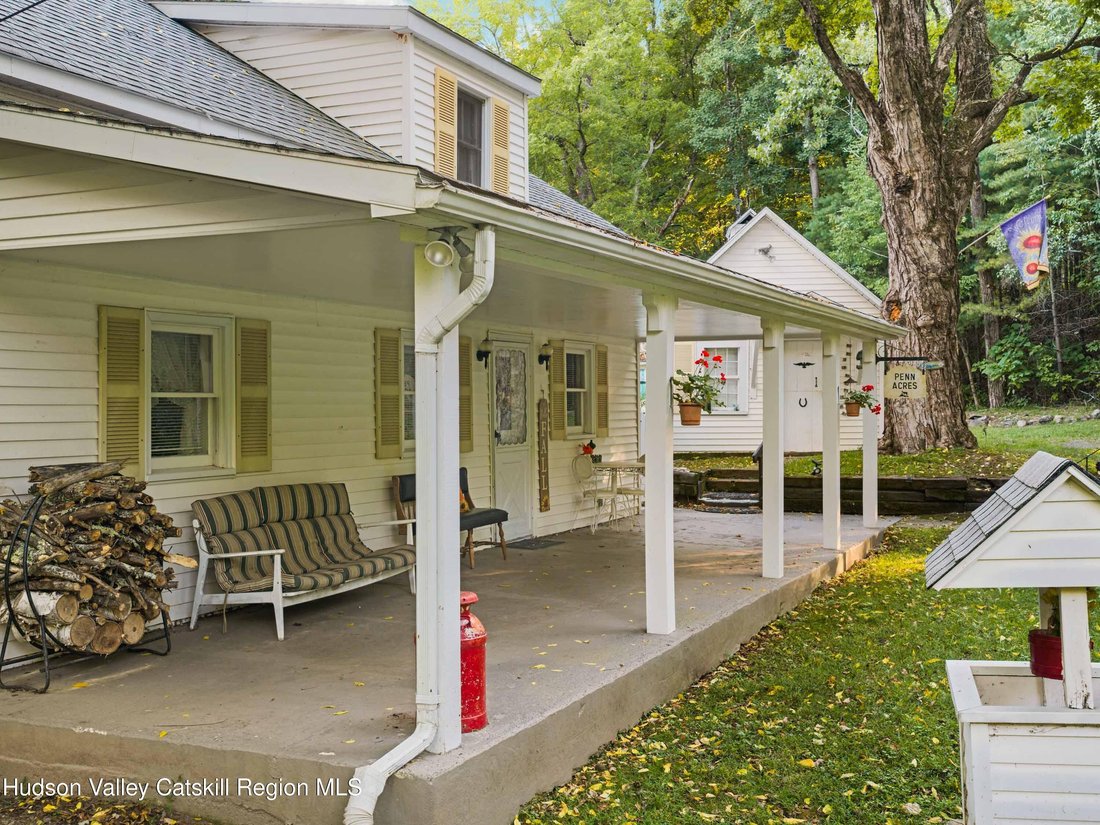 House in Accord, New York, United States 2 - 19008623