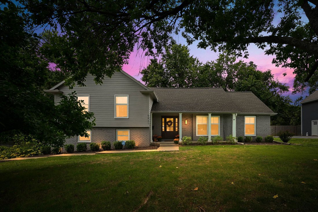 House in Leawood, Kansas, United States 3 - 19008648