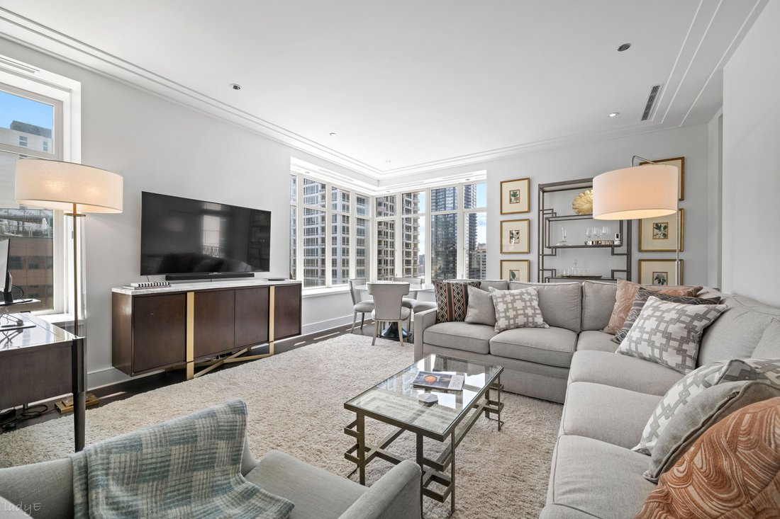 Condo in Chicago, Illinois, United States 4 - 19008641