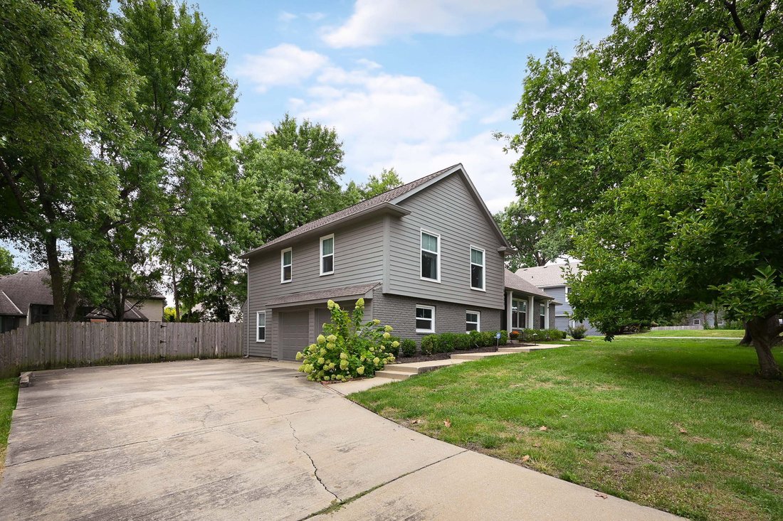 House in Leawood, Kansas, United States 4 - 19008648
