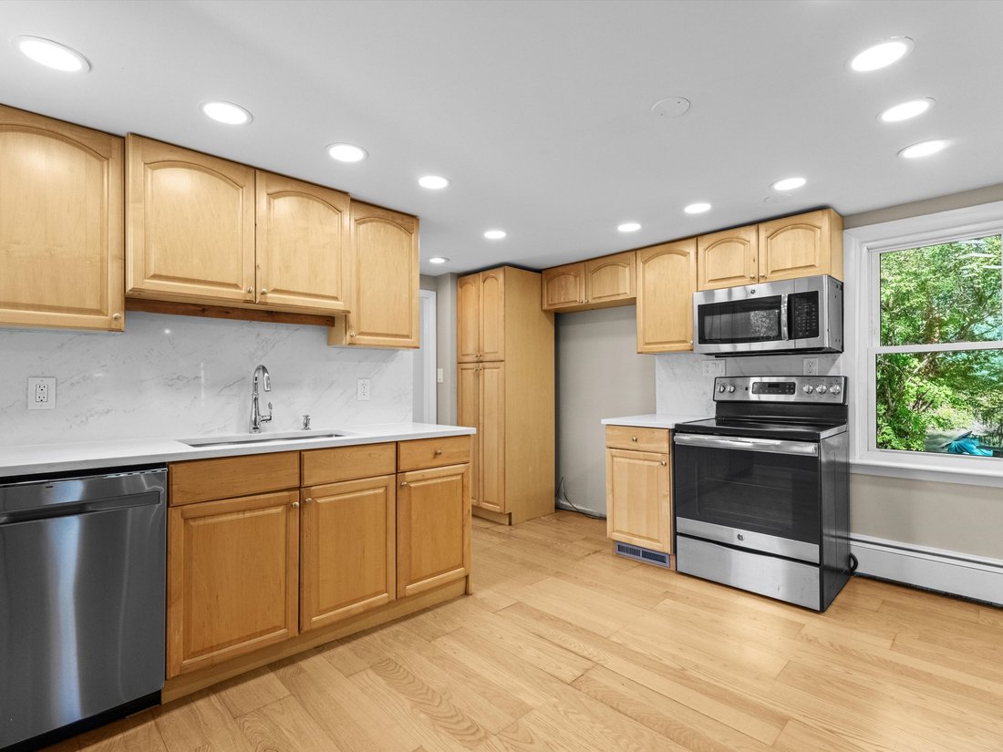 House in Sutton, Massachusetts, United States 4 - 19008645