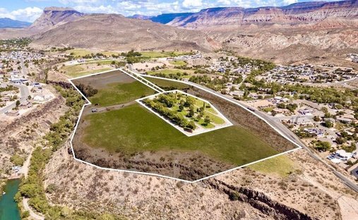 Land in Toquerville, Utah, United States 1