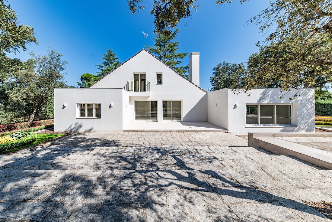 Chalet in Ciudalcampo, San Sebastián de los Reyes, Comunidad de Madrid 2 - 19008610
