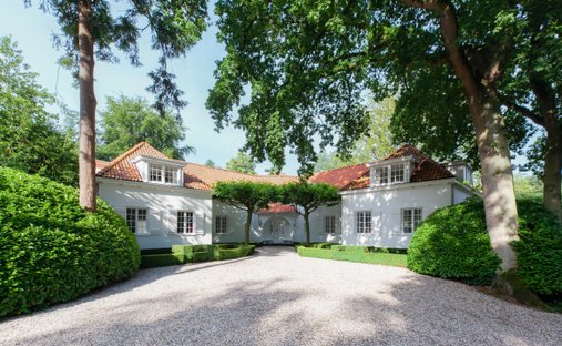 Villa in Naarden, North Holland, Netherlands 1