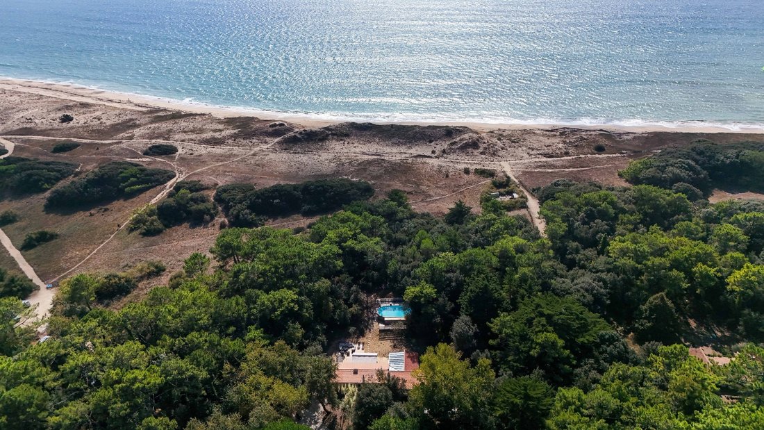 House in Le Bois-Plage-en-Ré, Nouvelle-Aquitaine, France 1 - 19008665