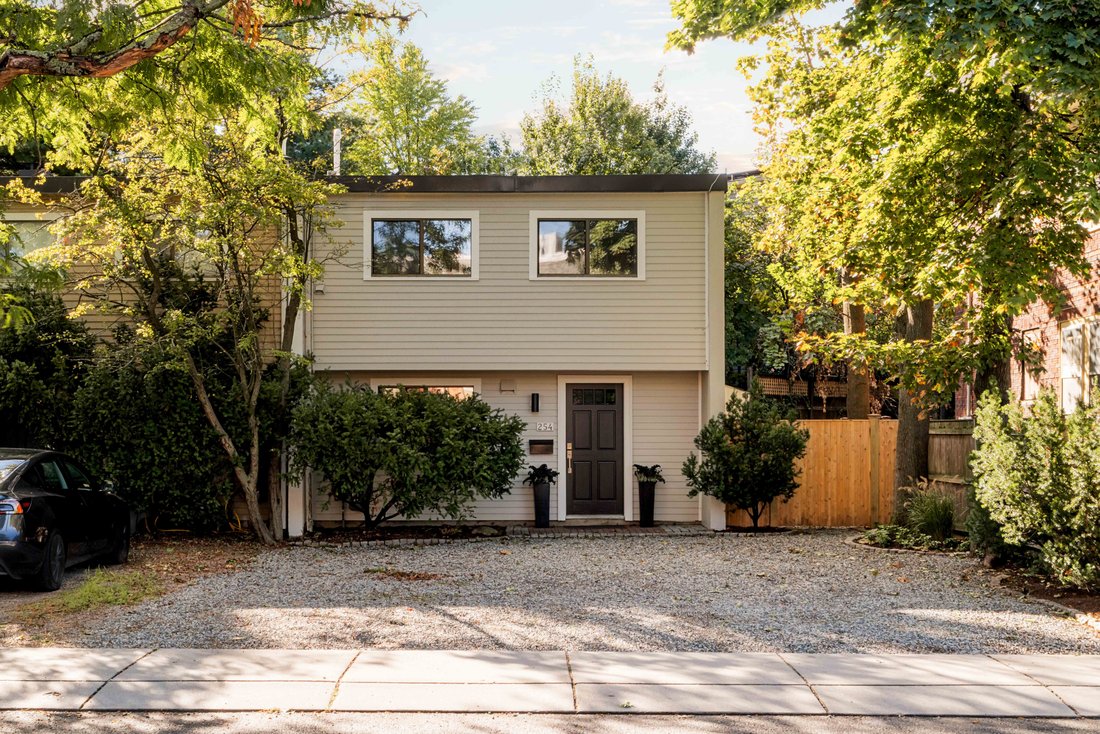 House in Cambridge, Massachusetts, United States 1 - 19008664