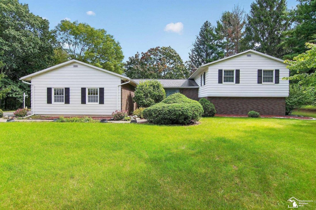 House in Brooklyn, Michigan, United States 2 - 19010056