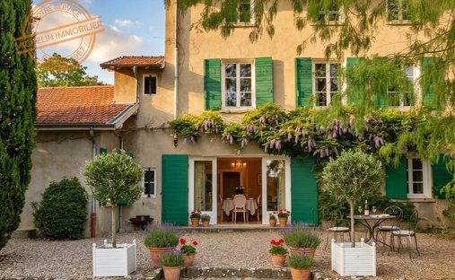 Haus in Champagne-au-Mont-d'Or, Auvergne-Rhone-Alpen, Frankreich 1