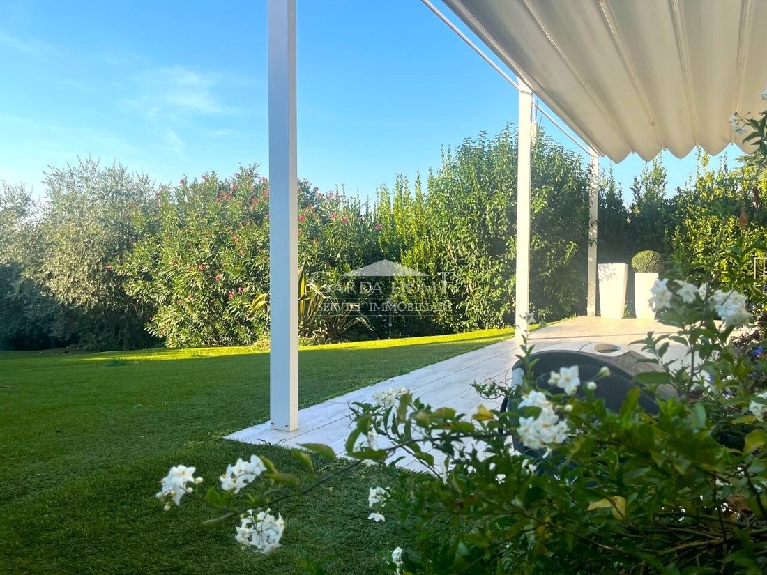 House in Rivoltella, Desenzano del Garda, Lombardy 1 - 19015537