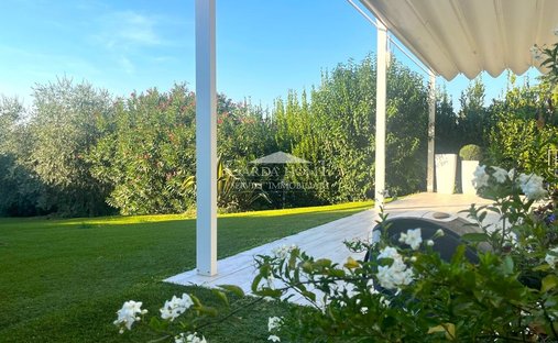House in Rivoltella, Desenzano del Garda, Lombardy 1
