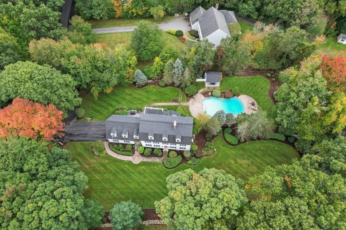 House in Shrewsbury, Massachusetts, United States 2 - 19014666