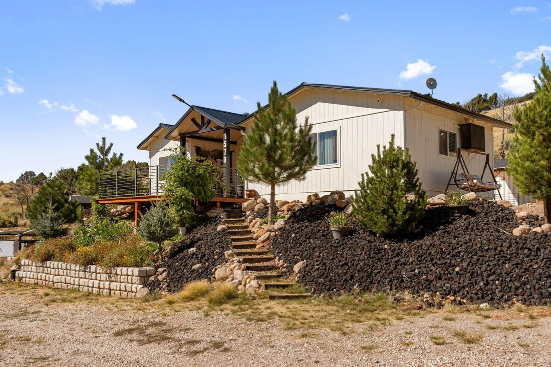 House in Cedar City, Utah, United States 2 - 19012355