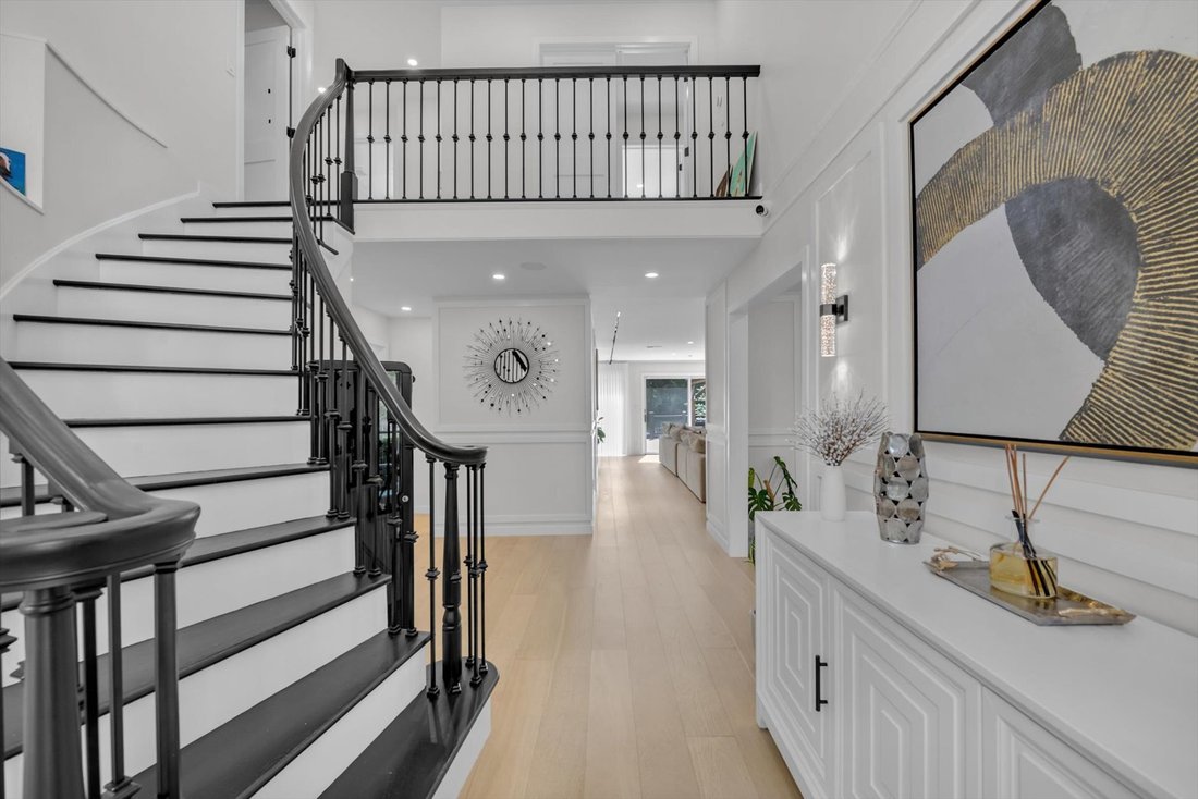 House in Syosset, New York, United States 5 - 19014753
