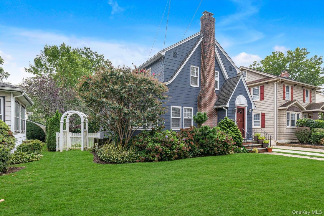 House in North New Hyde Park, New York, United States 3 - 19014739