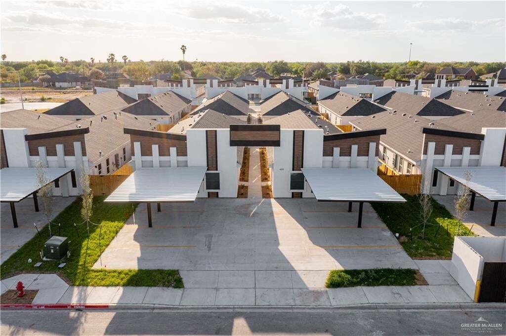 Edinburg, Texas, United States 2 - 19012423