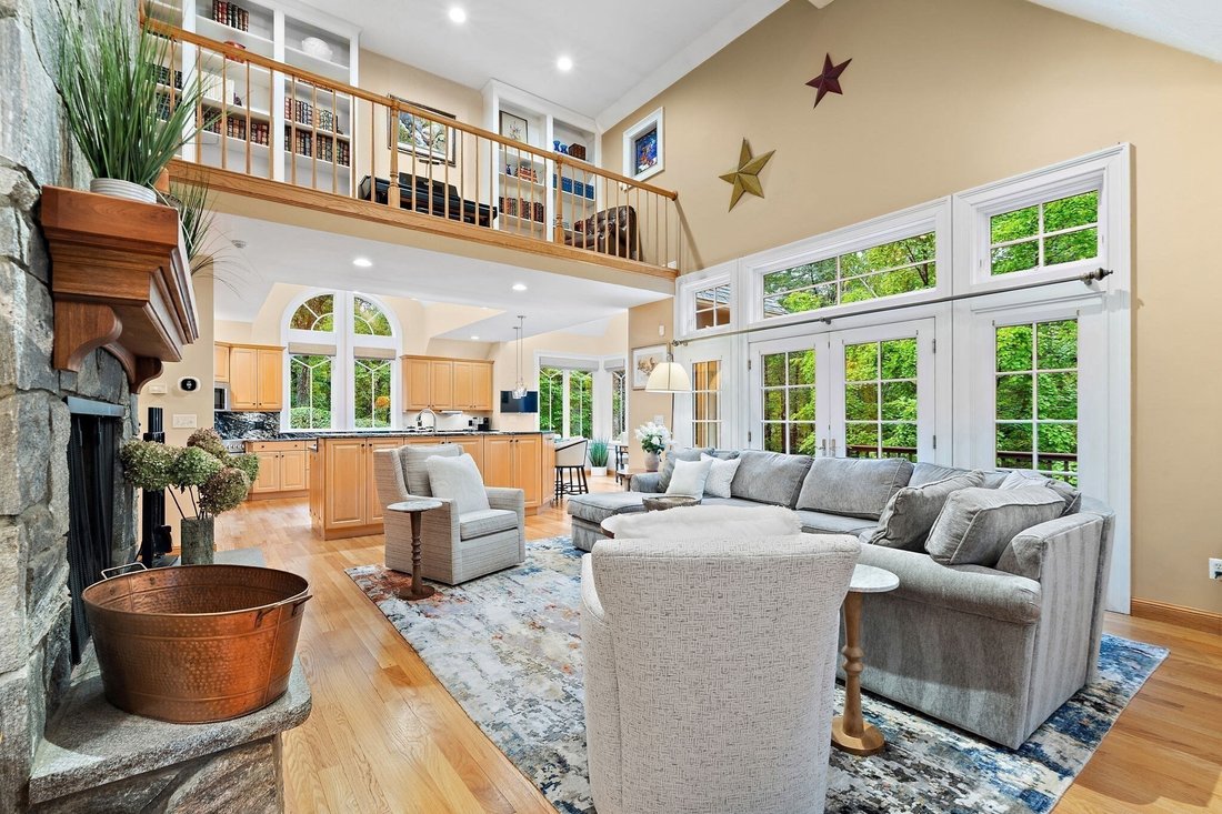 House in Bolton, Massachusetts, United States 5 - 19013898