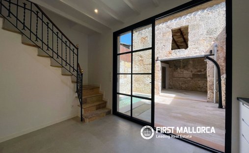 Villa in Sineu, Balearic Islands, Spain 1
