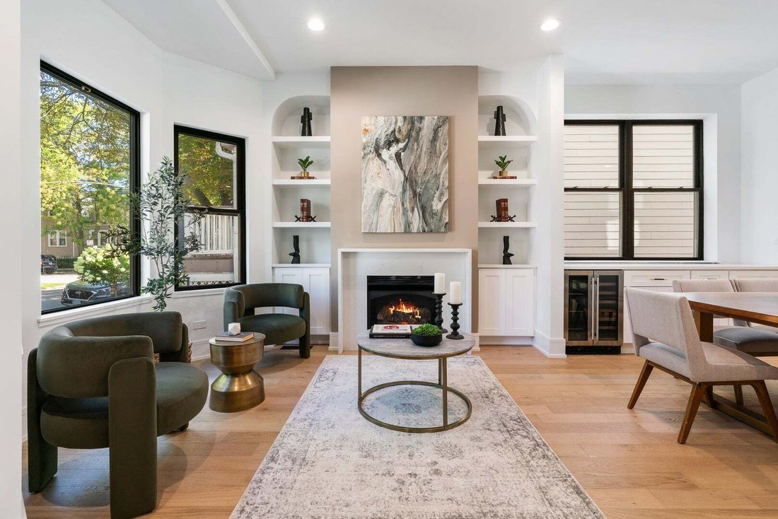 House in Chicago, Illinois, United States 2 - 19010111