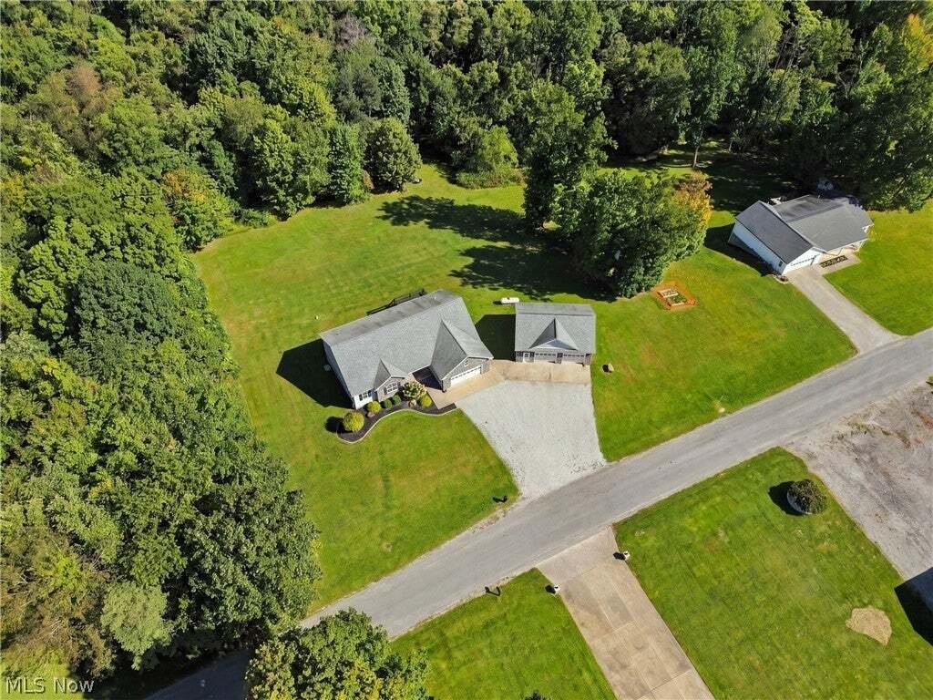 House in Barnesville, Ohio, United States 4 - 19012730