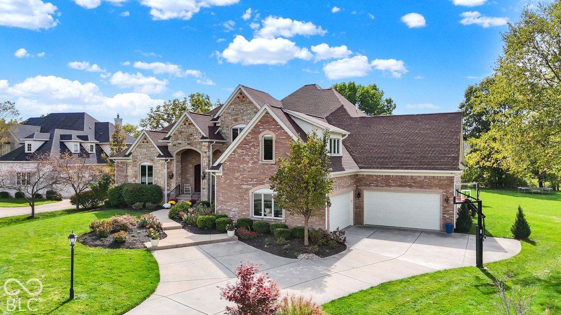 House in Carmel, Indiana, United States 2 - 19012004