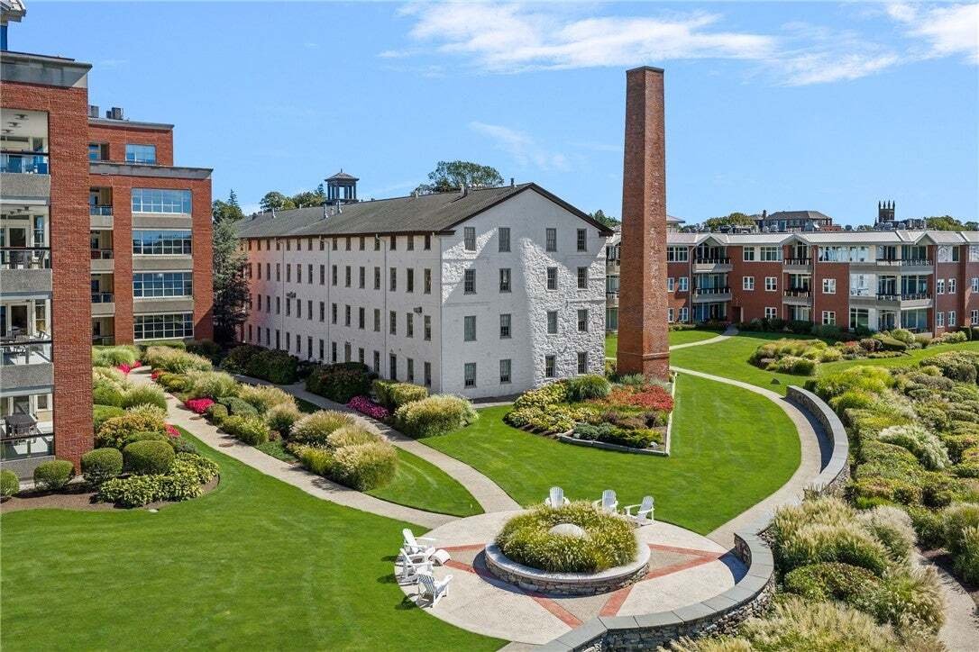 Condo in Bristol, Rhode Island, United States 3 - 19009141