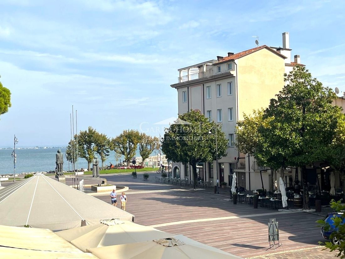 Apartamento en Centro Storico, Desenzano del Garda, Lombardía 2 - 19015553