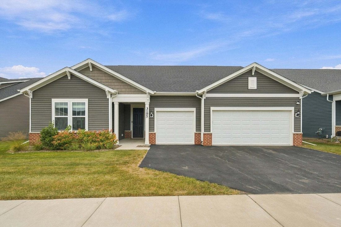 House in Aurora, Illinois, United States 1 - 19013442
