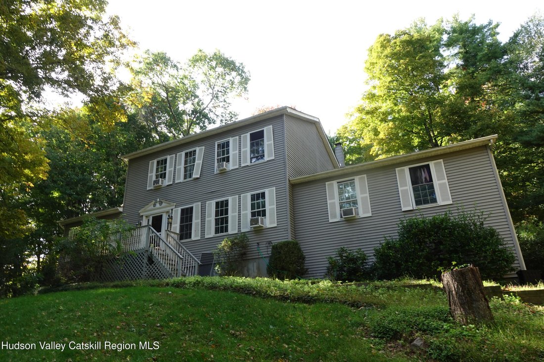 House in Accord, New York, United States 2 - 19014991