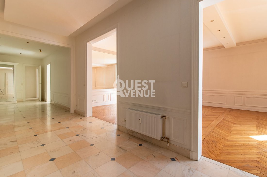 Apartment in Silly-Gallieni, Boulogne-Billancourt, France 4 - 17440556