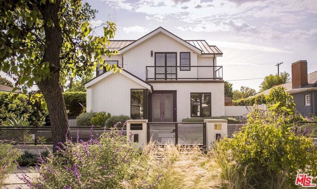 House in Burbank, California, United States 1 - 19012636