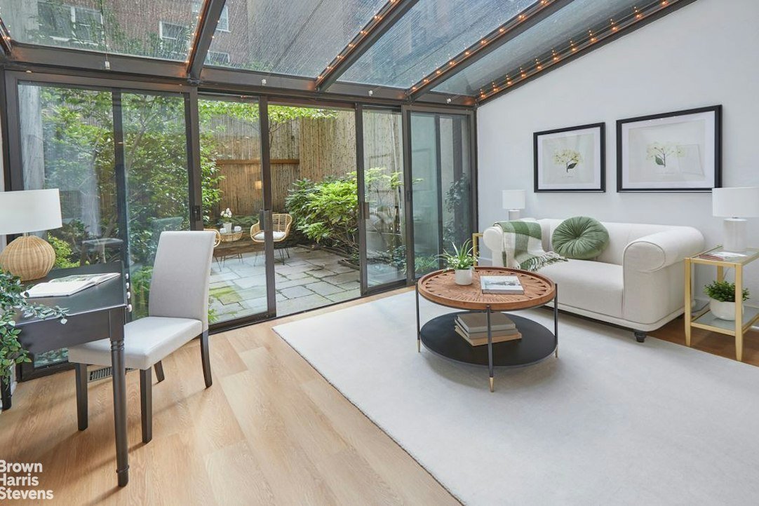 Co Op in New York, New York, United States 4 - 17953424