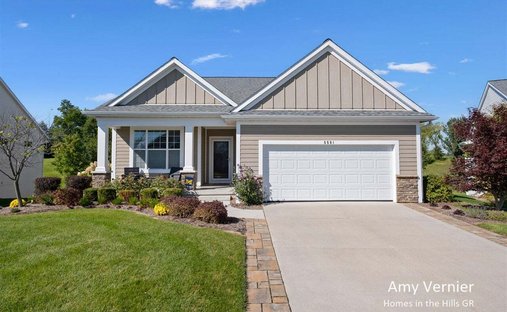 Condo in Plainfield charter Township, Michigan, United States 1