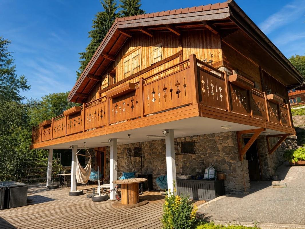 Chalet in Cluses, Auvergne-Rhône-Alpes, France 3 - 19010853