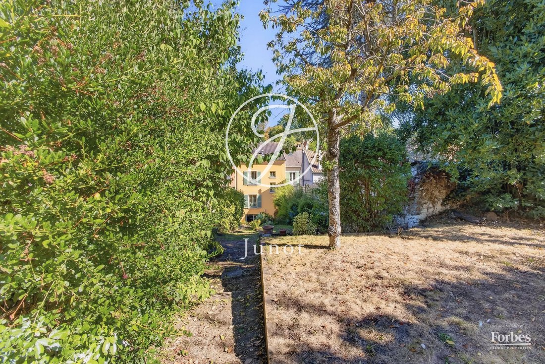 House in Bourg-La Feuillaume Nord, La Celle-Saint-Cloud, France 4 - 19010530