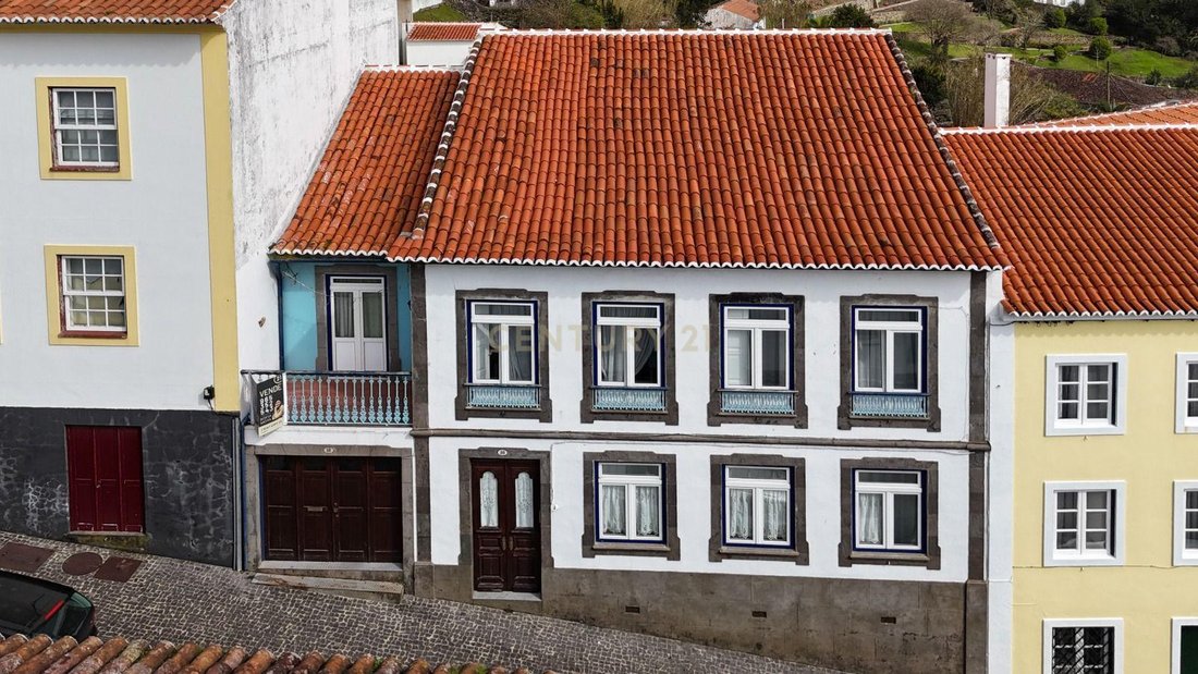Villa in Angra (Santa Luzia), Azores, Portugal 1 - 19015118