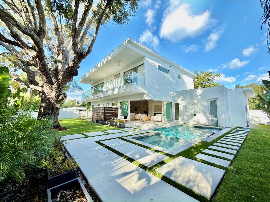 House in Sarasota, Florida, United States 3 - 17909157