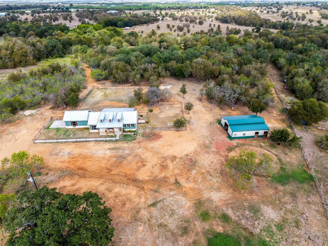 House in Elgin, Texas, United States 2 - 19013242
