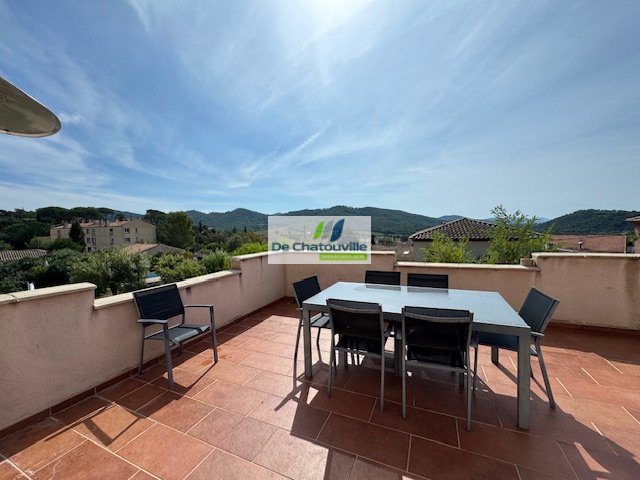 Villa à Pierrefeu-du-Var, Provence-Alpes-Côte d'Azur, France 2 - 17270441