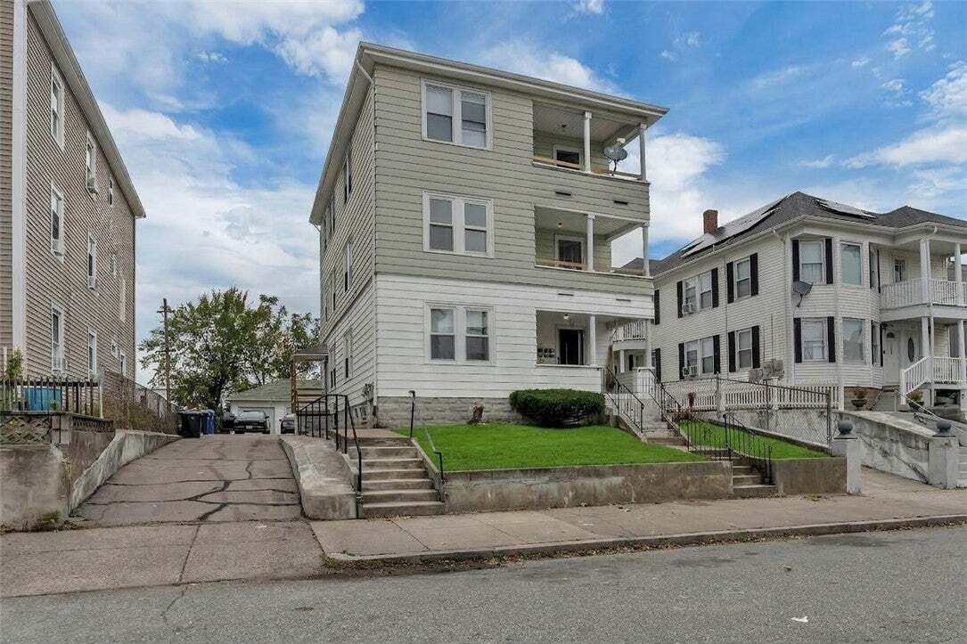 Pawtucket, Rhode Island, United States 1 - 19012548