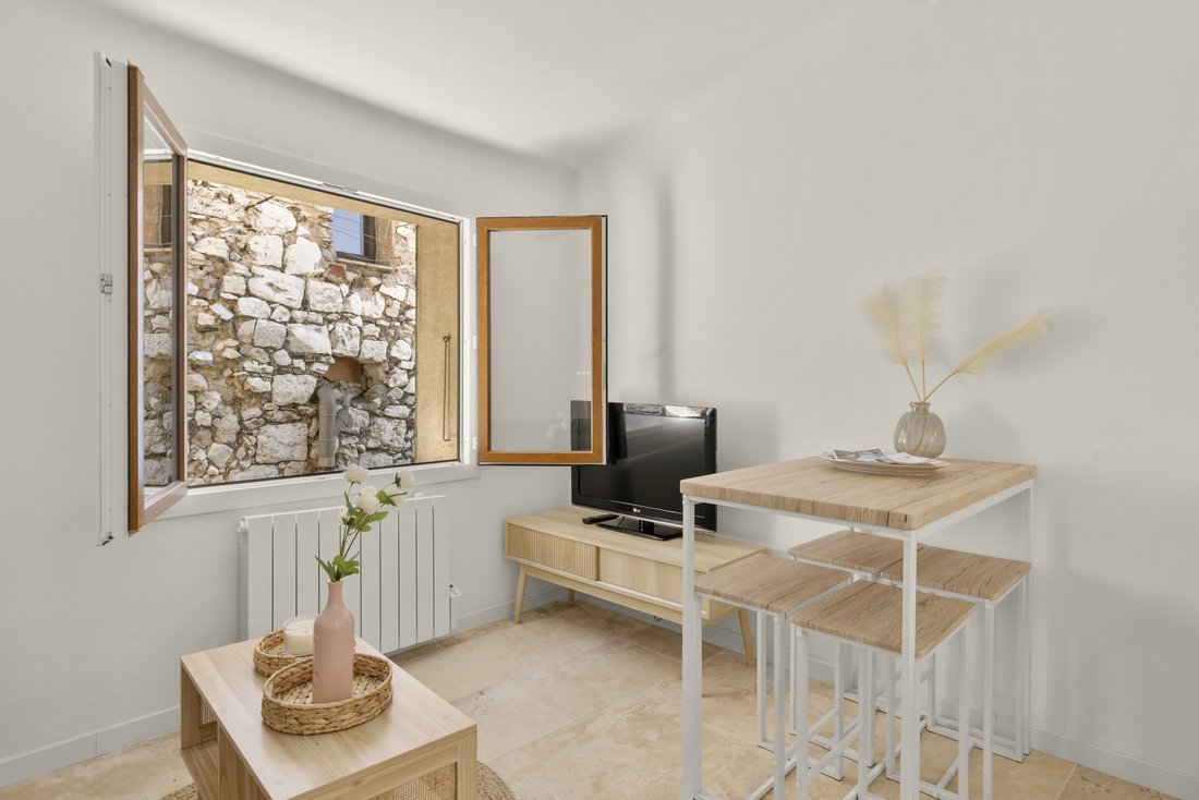 Apartment in Tourrettes-sur-Loup, Provence-Alpes-Côte d'Azur, France 2 - 19010423