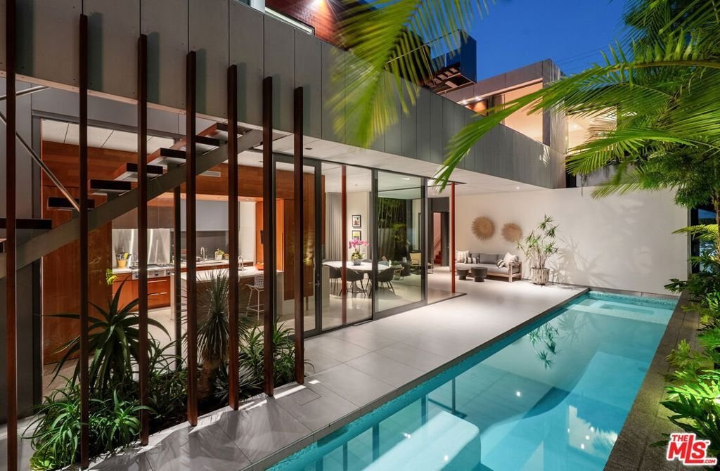 House in Los Angeles, California, United States 1 - 19014862