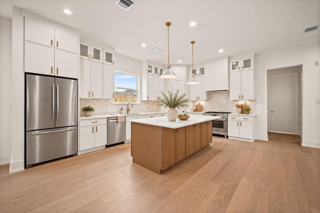 House in Houston, Texas, United States 3 - 19014635