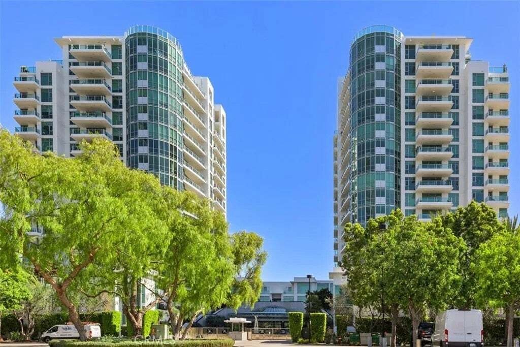 Condo in Irvine, California, United States 1 - 19014229