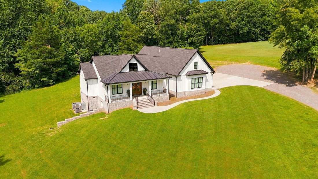 House in Bon Aqua, Tennessee, United States 2 - 19012905