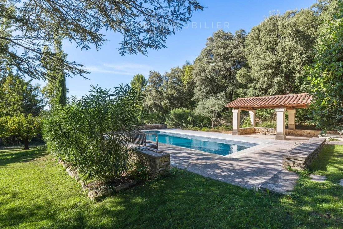 Estate in Bonnieux, Provence-Alpes-Côte d'Azur, France 3 - 19015195