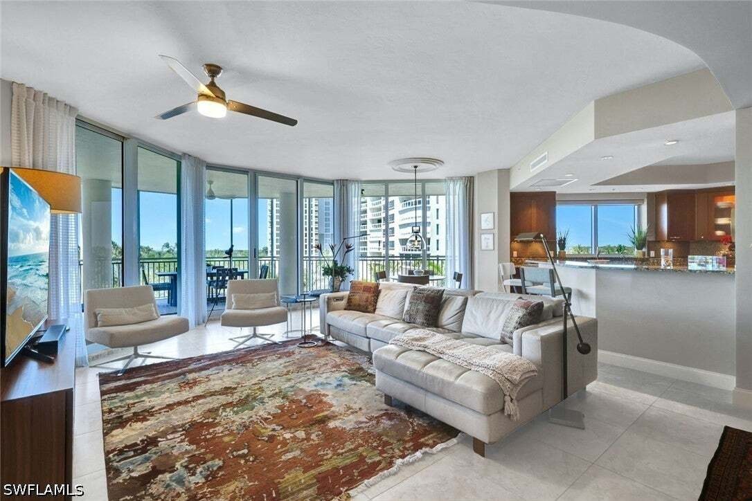 Condo in Bonita Springs, Florida, United States 4 - 19008999