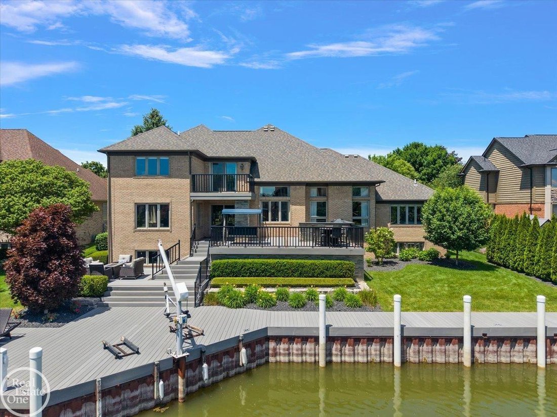 House in New Baltimore, Michigan, United States 3 - 19010050