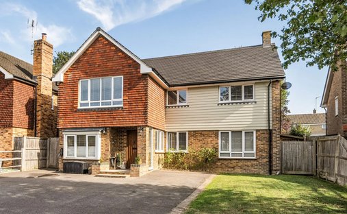 House in Broadbridge Heath, England 1