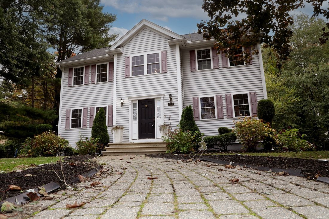 House in North Reading, Massachusetts, United States 2 - 19014652