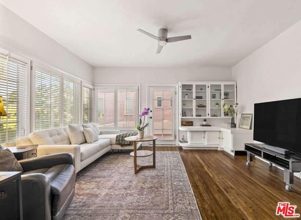 House in Los Angeles, California, United States 3 - 19014808